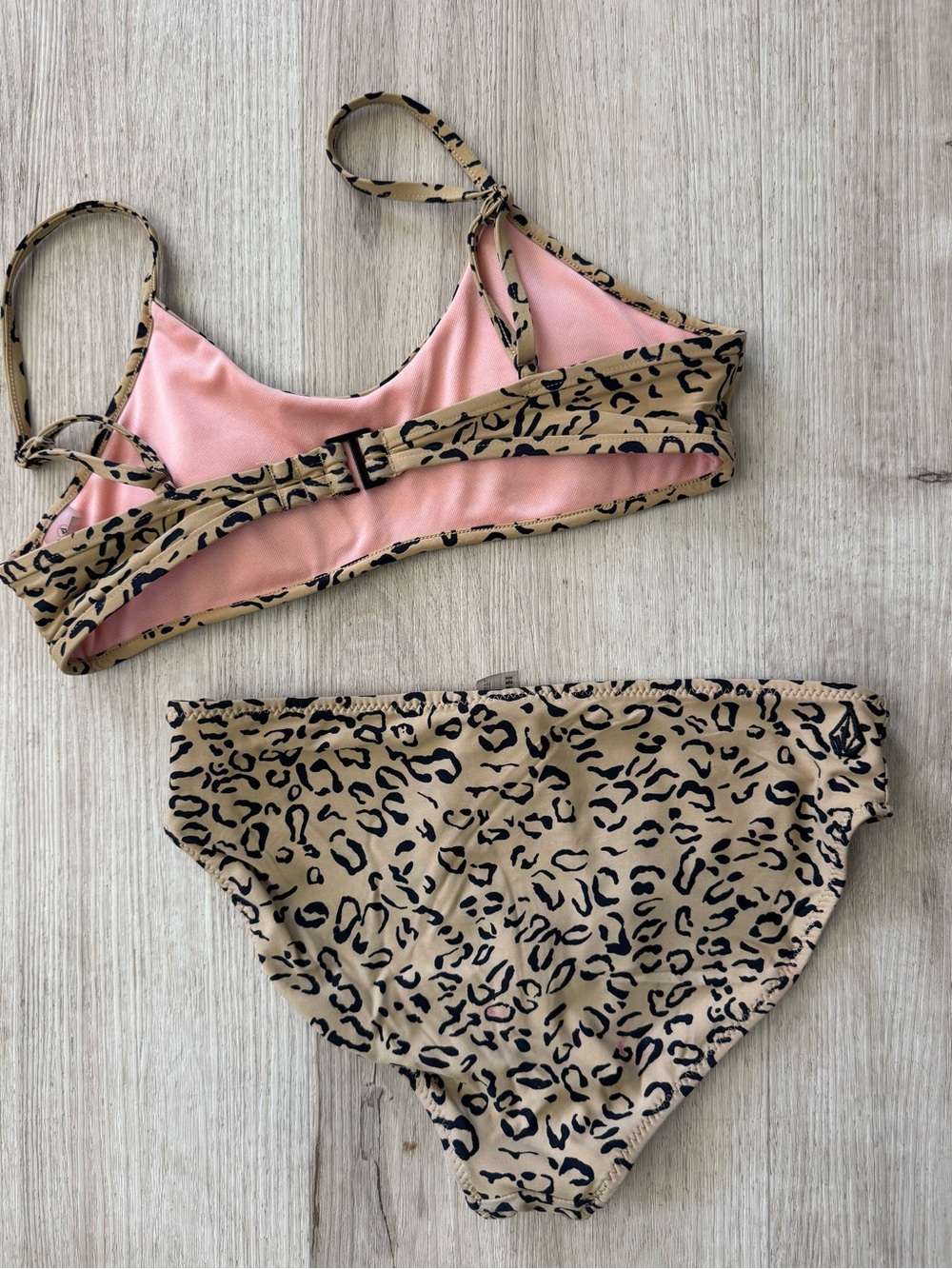 Volcom Girls "Yess Leopard" Bikini Set - Picture 4 of 9